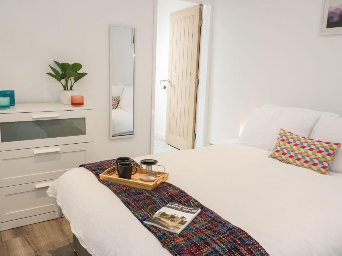 Ty Capel Bach Villa Bangor  Exteriör bild